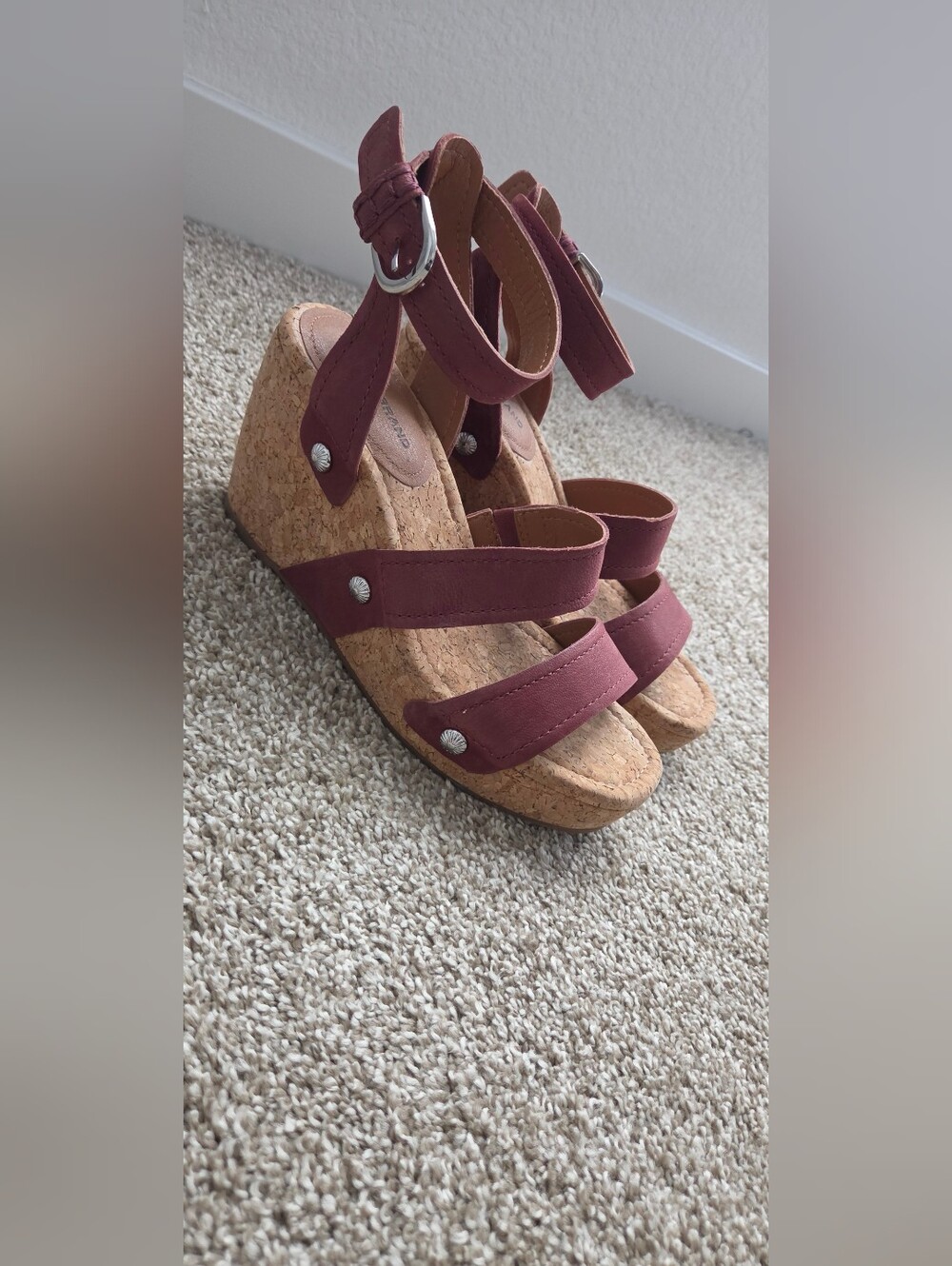 Lucky Brand Maroon Wedges